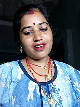Hot_kamla