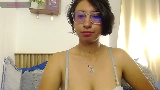 Violet_2003 webcam