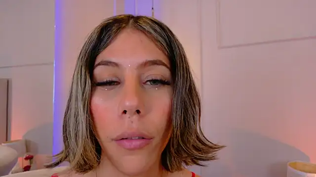 ZoeyPetit webcam