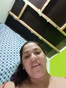 SalmaParis_Lm webcam