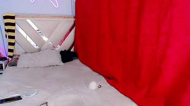 XyaraSpell webcam