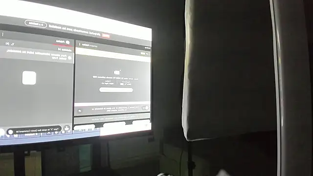 Exotic__April webcam