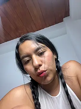 maddy_stars webcam