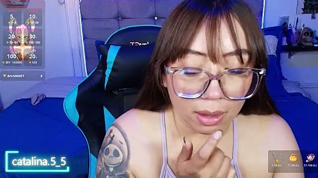 Kata_Bigboobs webcam