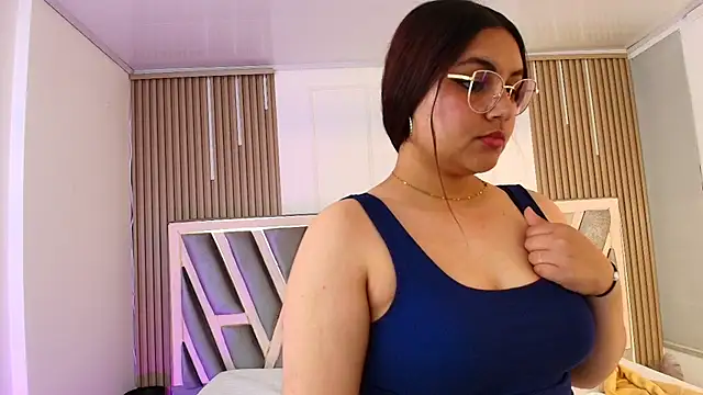 Ashleyevanz webcam