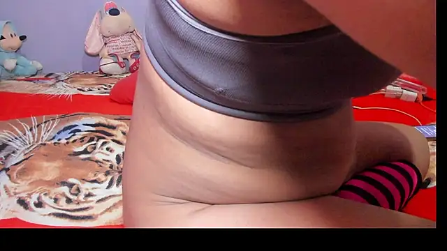 Natasha_Hart webcam