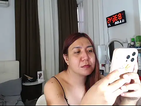 stellahugeX webcam