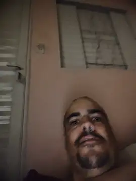 IncomingEssence478 webcam