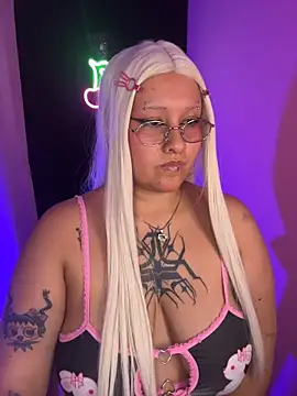 pinkbaddie777 webcam