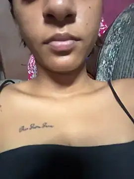 Your___Moonlight live cam on StripChat