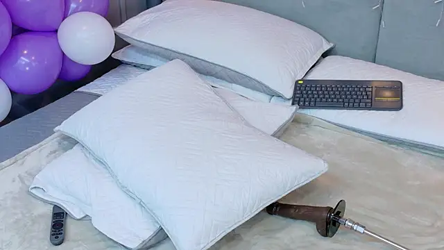 AlmaRose_ webcam