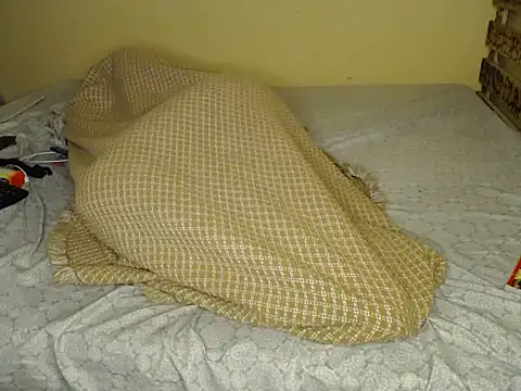 newbie233 webcam