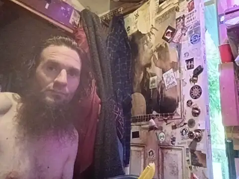 nearby_causual webcam