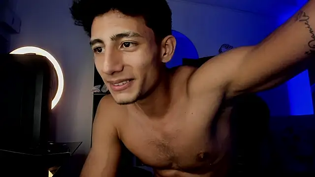 MaxiimoRomano_ webcam