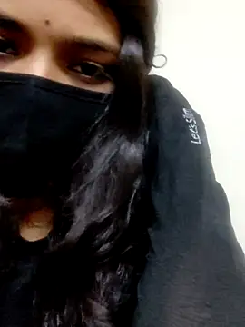 Hot-Roshni webcam