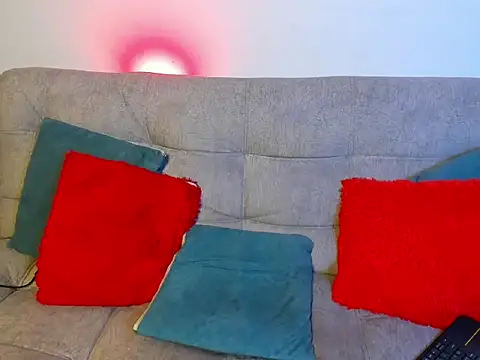 Angel_Dustt1 live cam on StripChat
