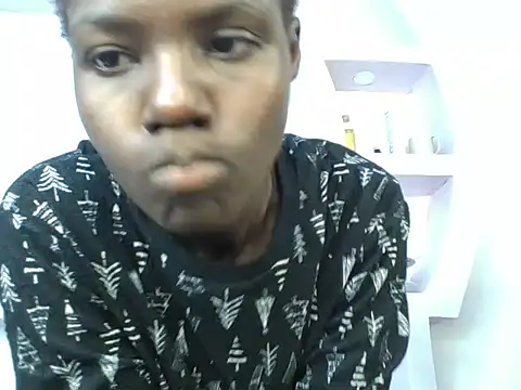 Lesley_pinkie webcam