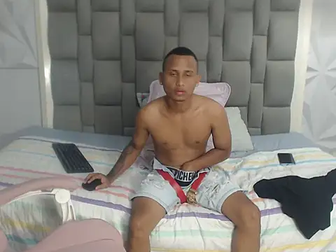 supreme_badboy2 webcam