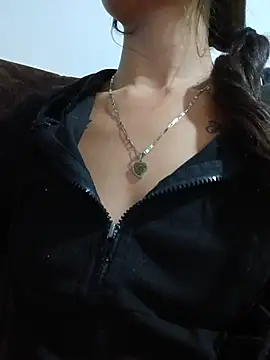 michelle_xxx69 webcam