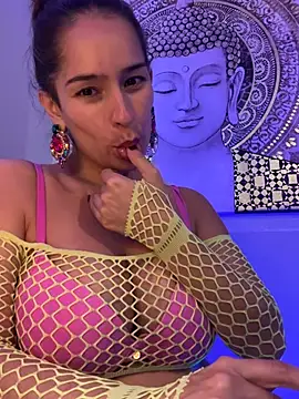 Mau_White webcam
