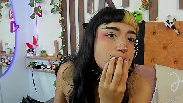 MeowMota_ webcam