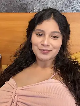 kinky_mila@xh webcam