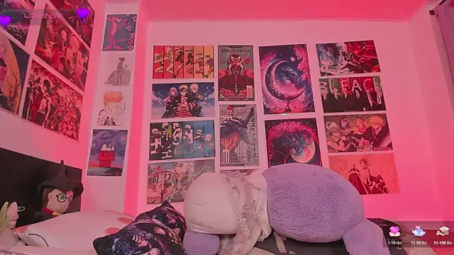 MissCurvyTop webcam