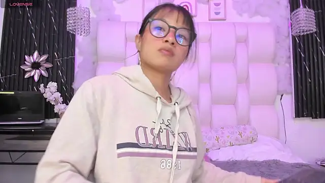 Kittytokyoo webcam