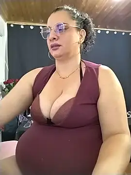Aleja_Gonzales webcam