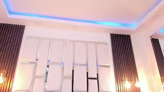 Maia_Clark520 webcam