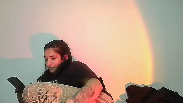 creepyh0e_ webcam