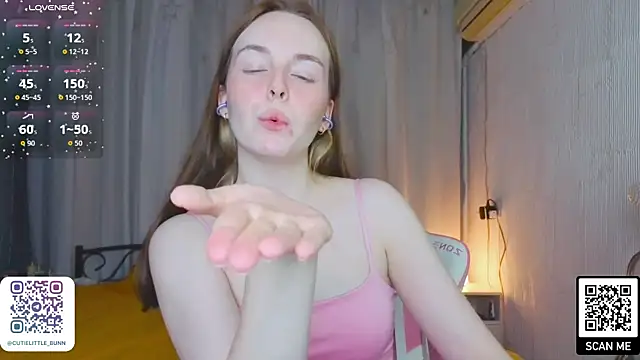 bae_cake_ webcam