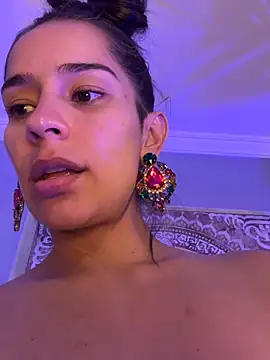 Mau_White ⛰ adult chat