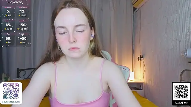 bae_cake_ webcam