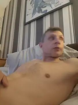 BigDmasked webcam