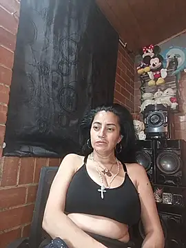 Alexandrina live cam on StripChat