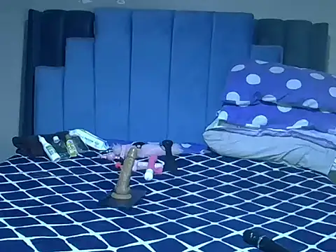 melanin_moon webcam