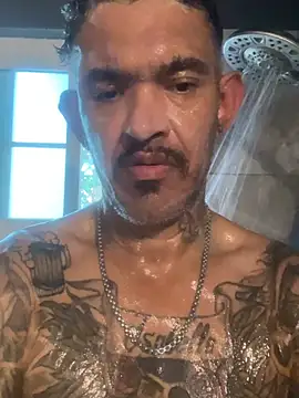 RoodoggXL webcam