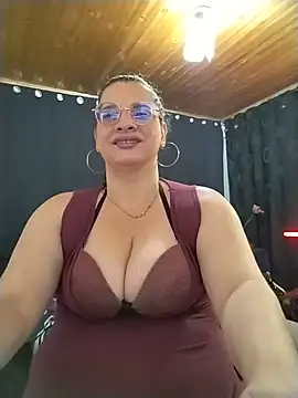 Aleja_Gonzales webcam