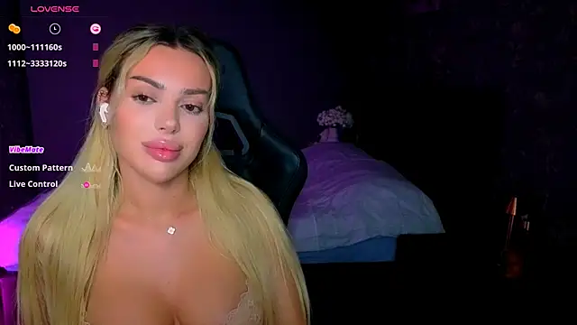 Ayla__Demir webcam