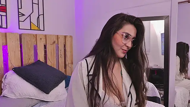 emily_amaya webcam