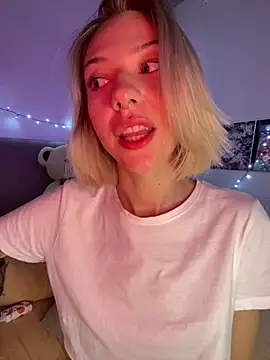 _urbestie_ - _urbestie_'s free webcam - UK Sex Cams