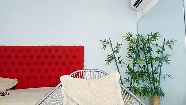 kayna_gomez webcam