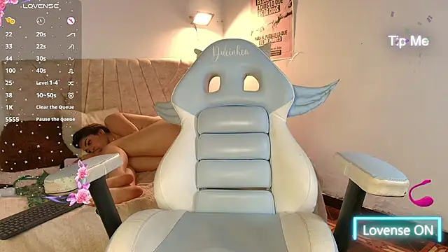 sweet_artemiis webcam