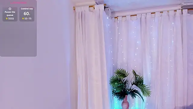 manyaa_ webcam