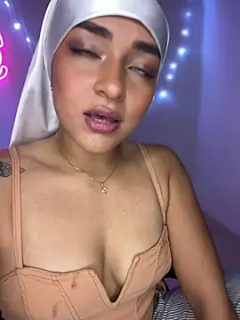 celestskyy - CelestSkyy's free webcam - UK Sex Cams