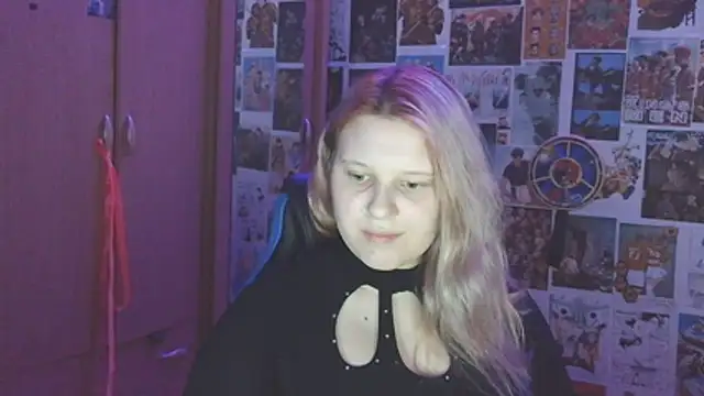 foxplayxx - FoxPlayXX's free webcam - UK Sex Cams