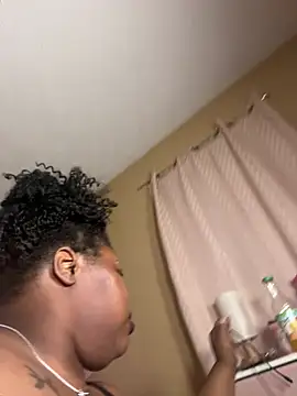Chocolatebunnyxx96 webcam