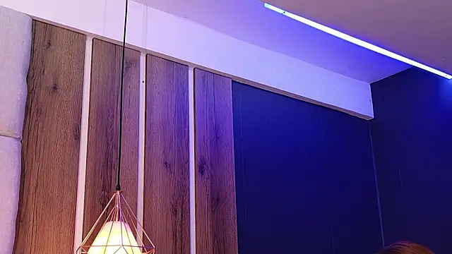 LolaGray__ webcam