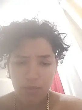 Tomboyhot77 webcam